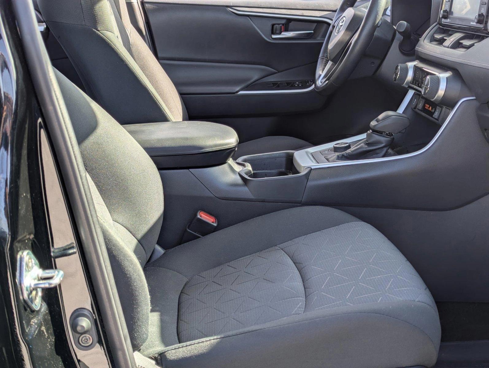 2020 Toyota RAV4 Vehicle Photo in Ft. Myers, FL 33907