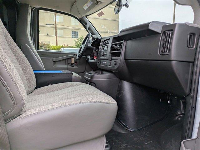 2025 GMC Savana Cargo 2500 Vehicle Photo in PASADENA, CA 91107-3803