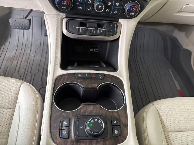 2021 GMC Acadia Vehicle Photo in MANHATTAN, KS 66502-5036