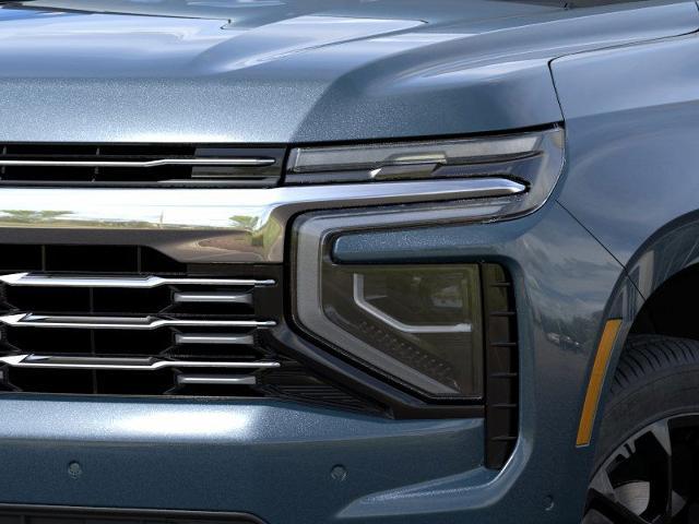 2025 Chevrolet Suburban Vehicle Photo in Roslyn, NY 11576