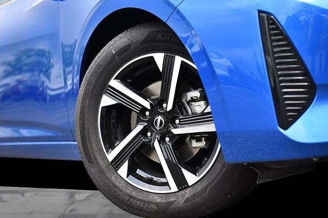 2024 Nissan Sentra Vehicle Photo in Ballwin, MO 63011