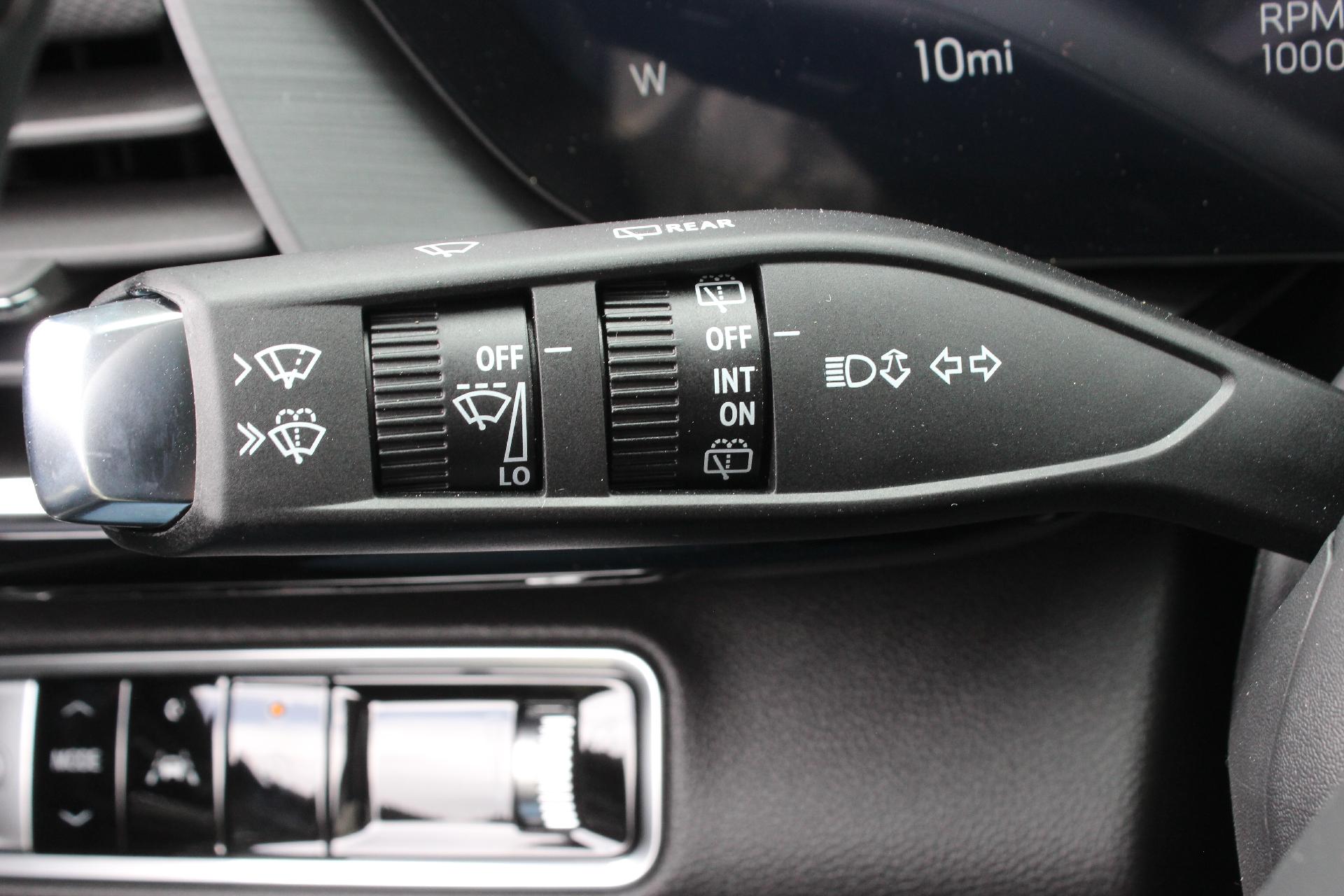 2025 Buick Envision Vehicle Photo in AURORA, CO 80012-4011