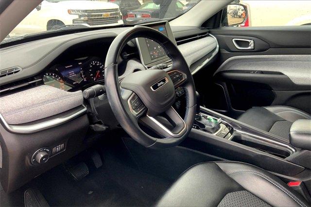 2022 Jeep Compass Vehicle Photo in TOPEKA, KS 66609-0000