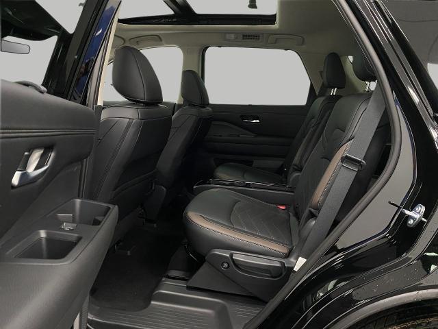2025 Nissan Pathfinder Vehicle Photo in Appleton, WI 54913