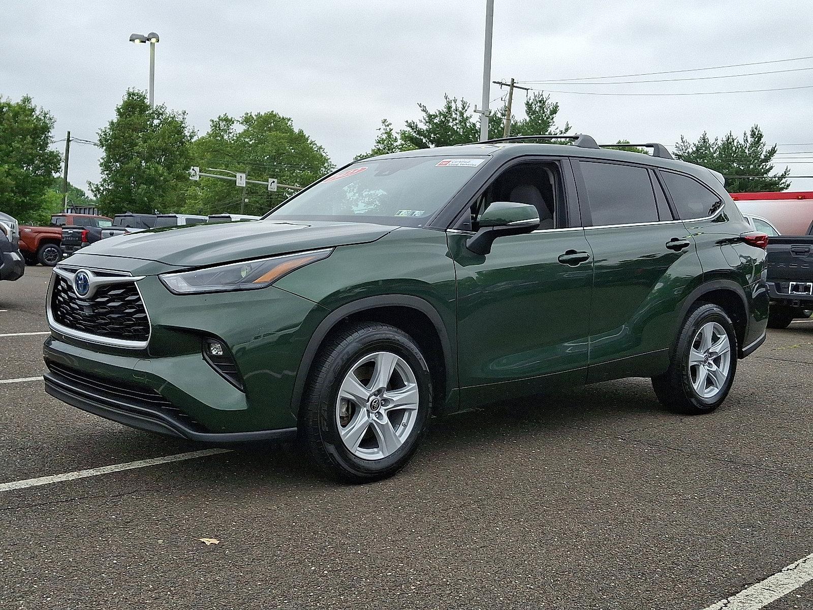 2023 Toyota Highlander Vehicle Photo in Trevose, PA 19053