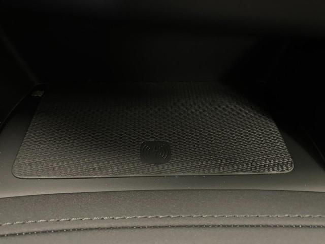 2026 Volvo XC90 Vehicle Photo in Appleton, WI 54913
