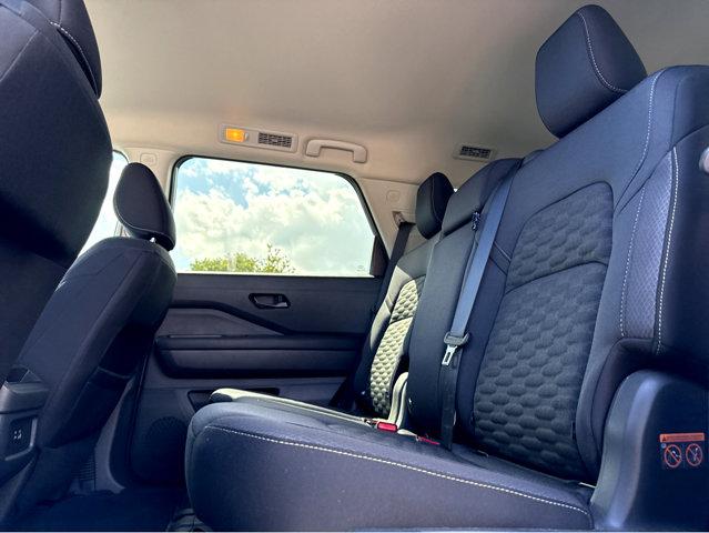 2024 Nissan Pathfinder Vehicle Photo in Savannah, GA 31419