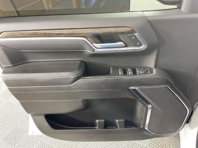 2023 GMC Sierra 1500 Vehicle Photo in GILBERT, AZ 85297-0402