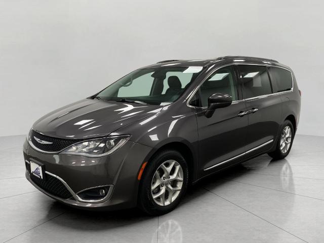 2017 Chrysler Pacifica Vehicle Photo in Appleton, WI 54913