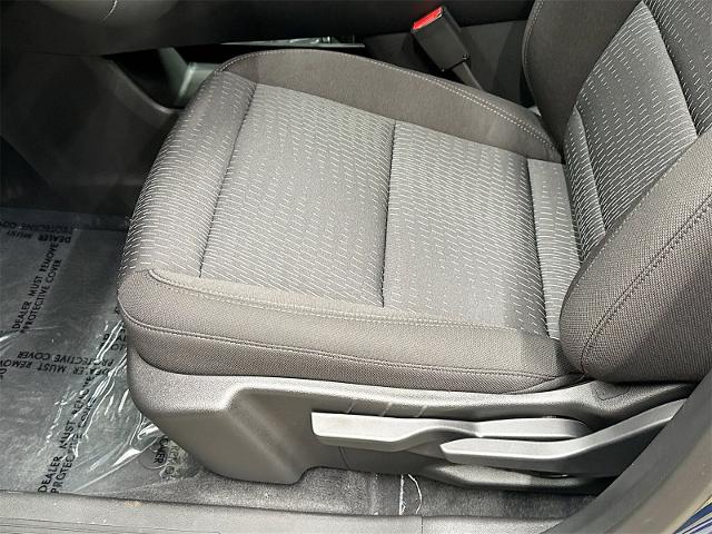 2026 Chevrolet Equinox Vehicle Photo in EVERETT, WA 98203-5662