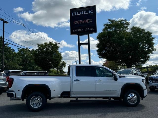 2024 GMC Sierra 3500HD Vehicle Photo in LOWELL, MA 01852-4336