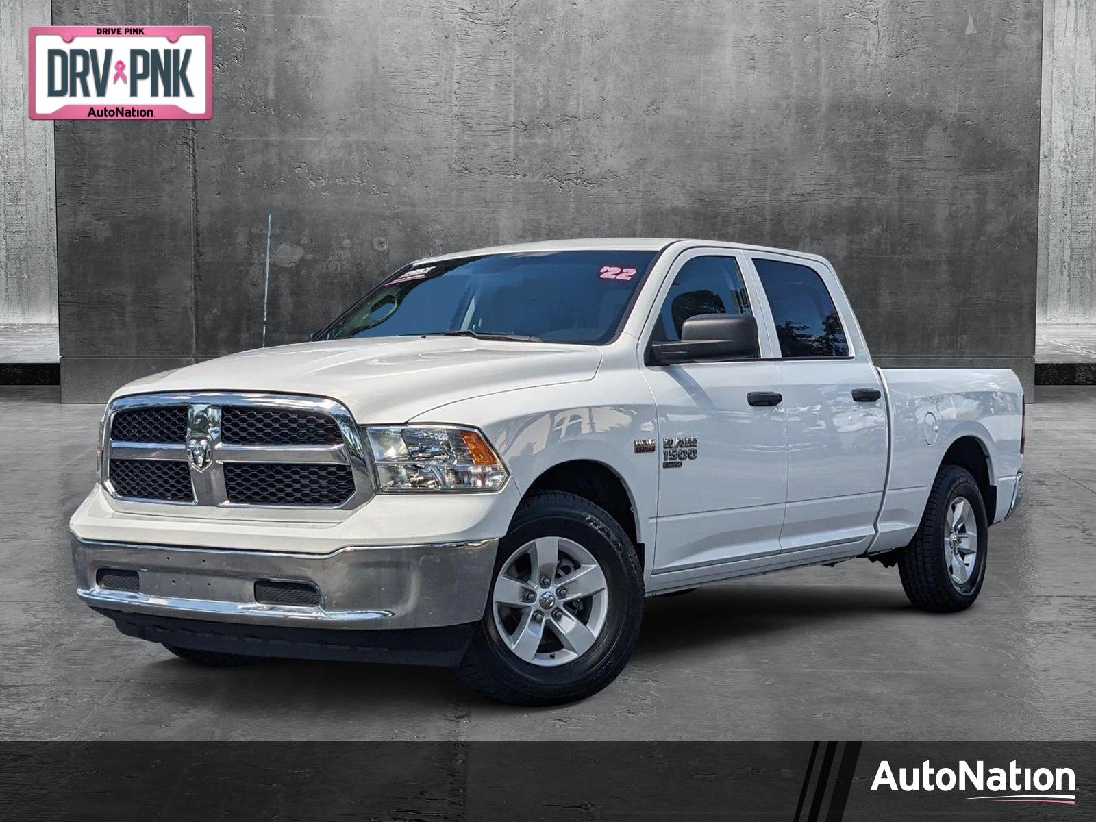 2022 Ram 1500 Classic Vehicle Photo in Pembroke Pines, FL 33027