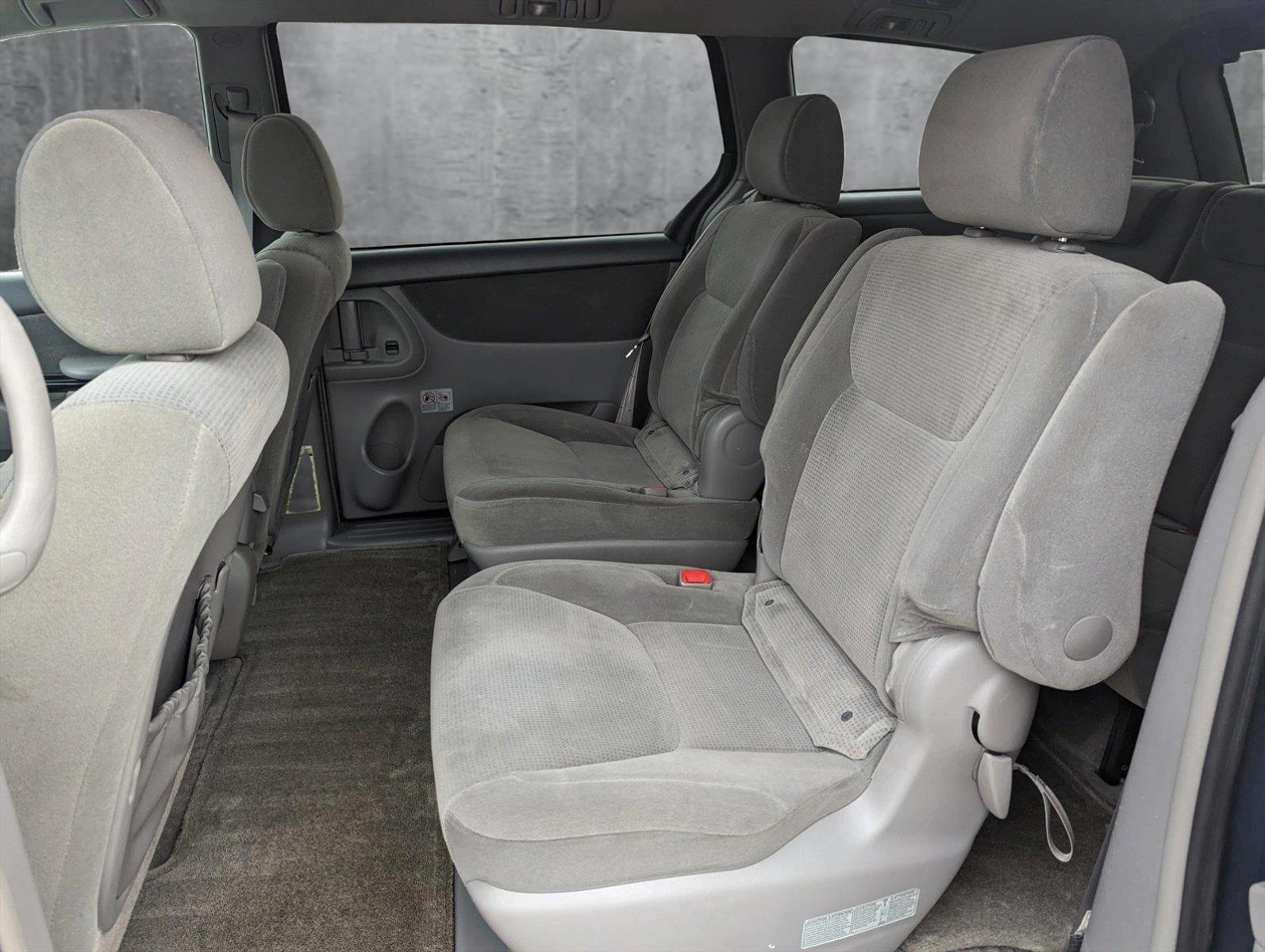 2005 Toyota Sienna Vehicle Photo in Spokane Valley, WA 99206