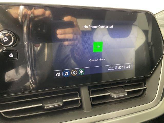 2025 Chevrolet Trax Vehicle Photo in PHOENIX, AZ 85014-3381