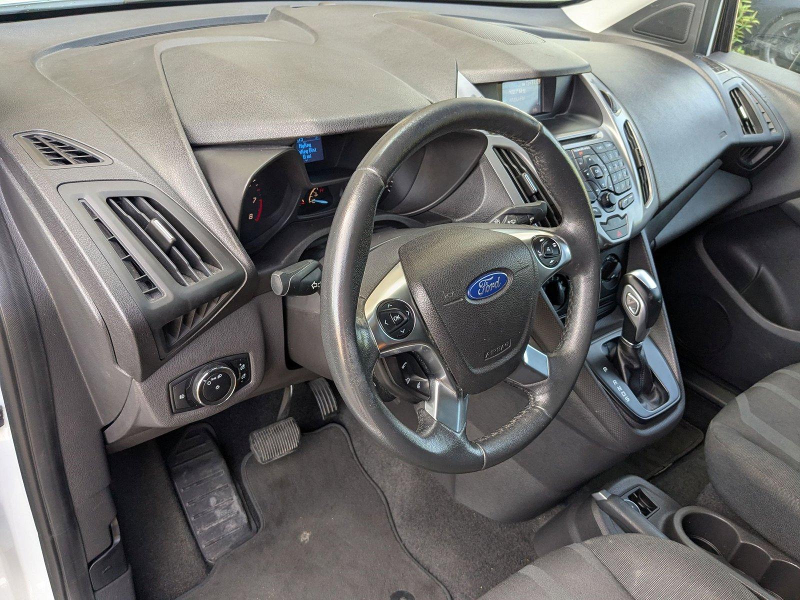 2016 Ford Transit Connect Vehicle Photo in PEMBROKE PINES, FL 33024-6534