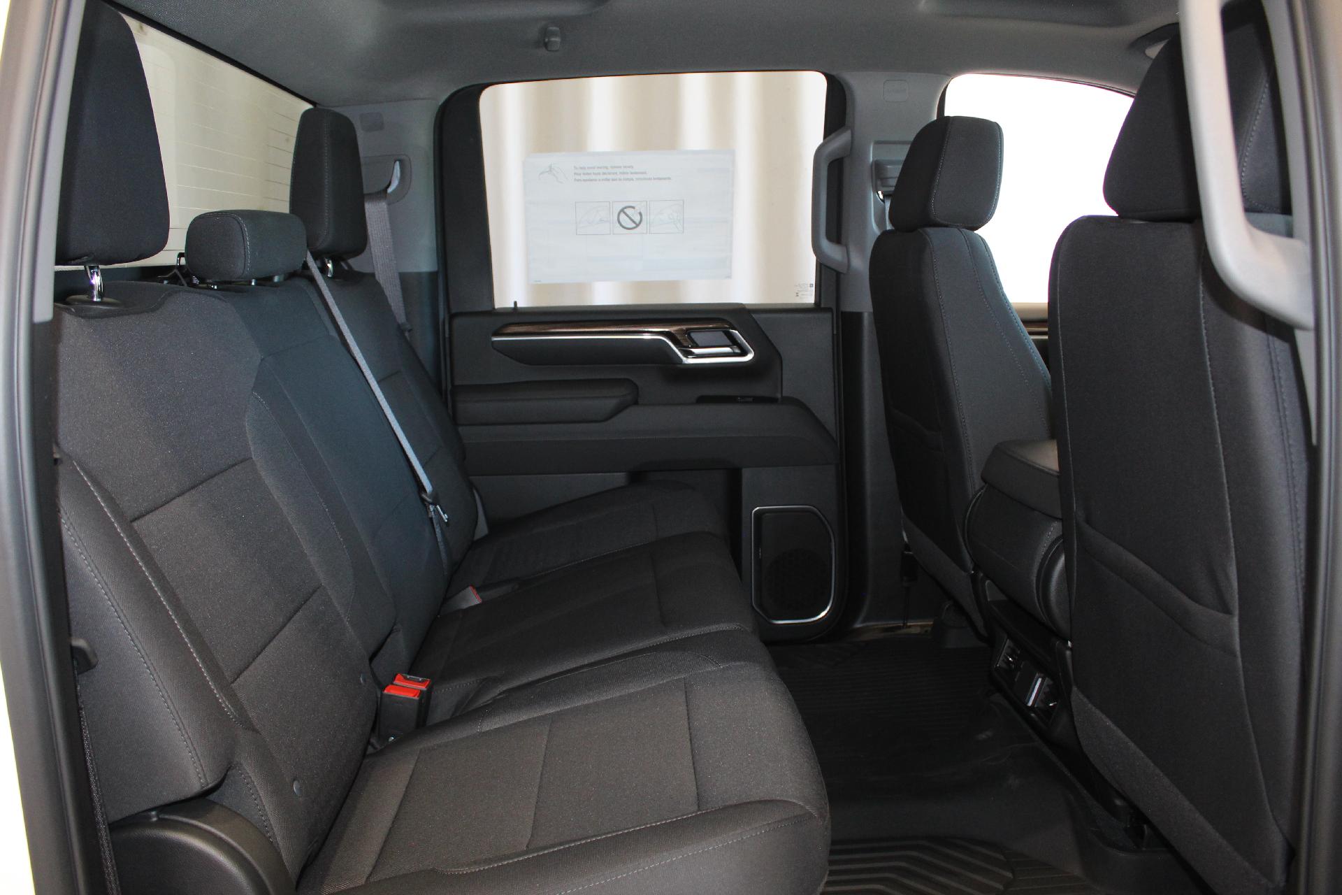 2025 Chevrolet Silverado 2500 HD Vehicle Photo in NORTHAMPTON, MA 01060-1120