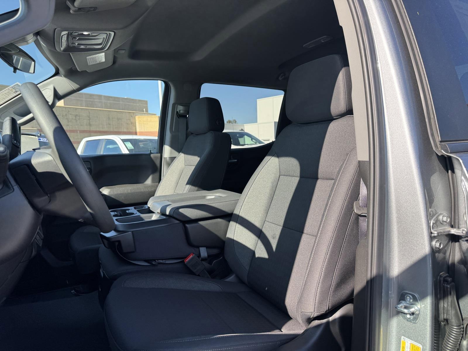 2025 Chevrolet Silverado 1500 Vehicle Photo in LOS ANGELES, CA 90007-3794