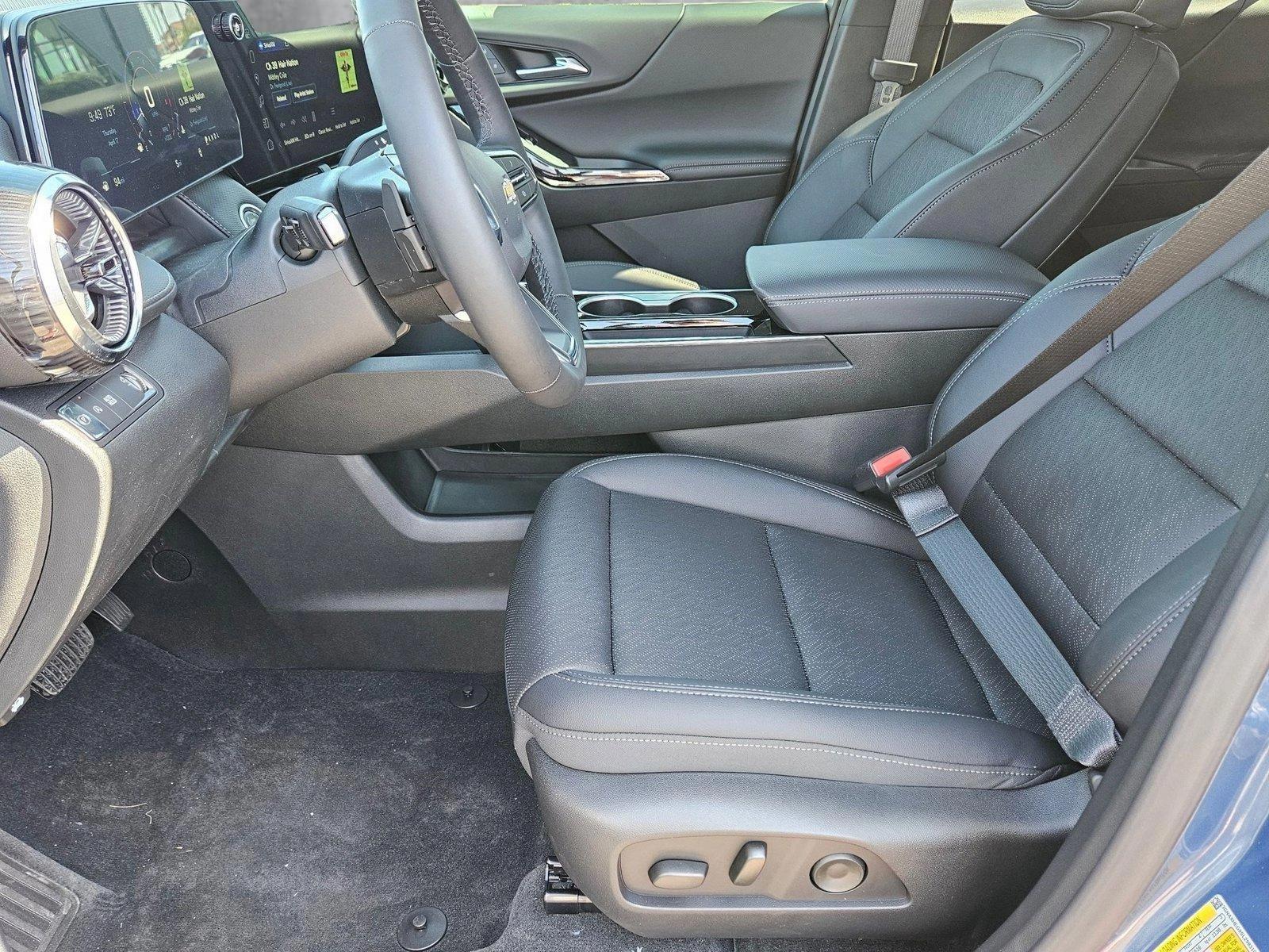 2025 Chevrolet Equinox Vehicle Photo in PEORIA, AZ 85382-3715