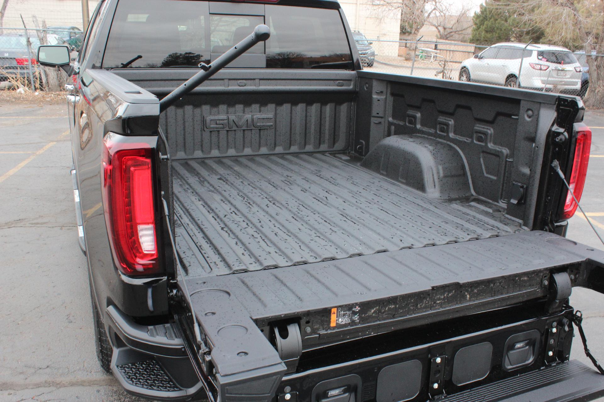 2025 GMC Sierra 1500 Vehicle Photo in AURORA, CO 80012-4011