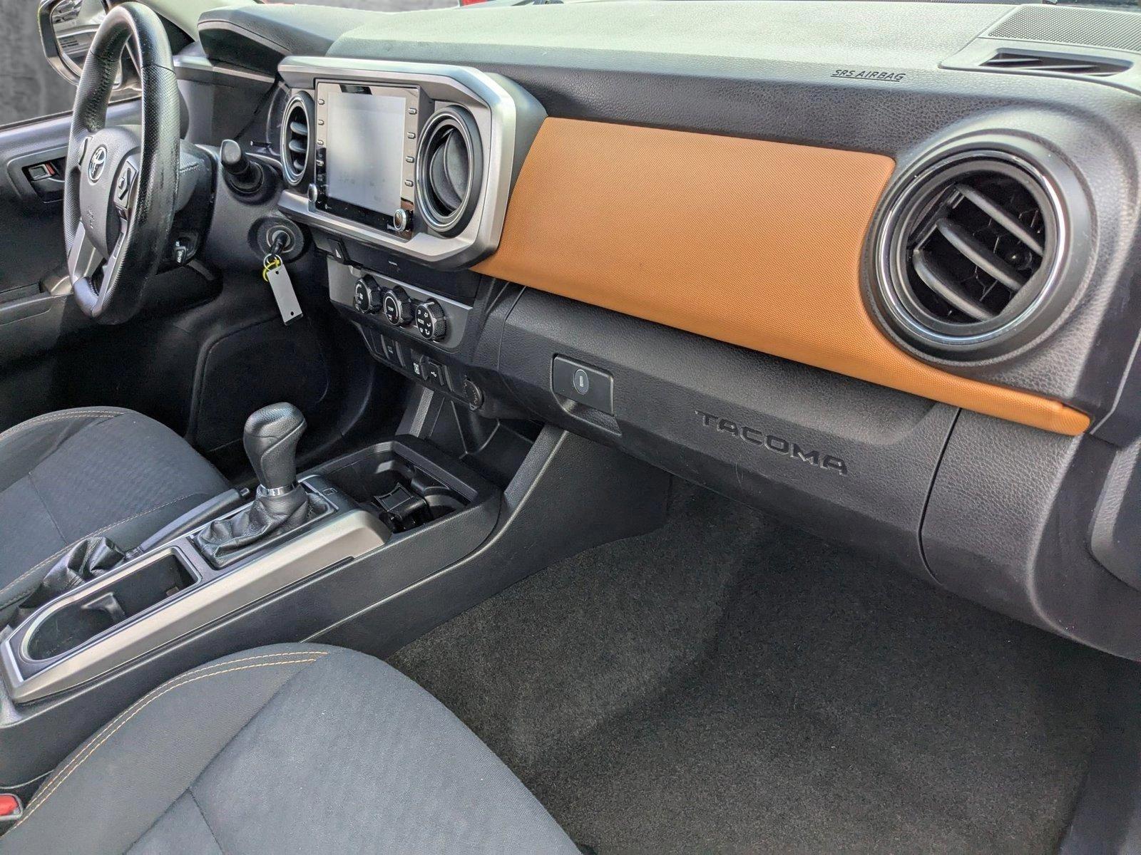 2020 Toyota Tacoma 2WD Vehicle Photo in Miami, FL 33015