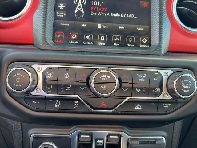 2022 Jeep Wrangler Vehicle Photo in GREEN BAY, WI 54304-5303