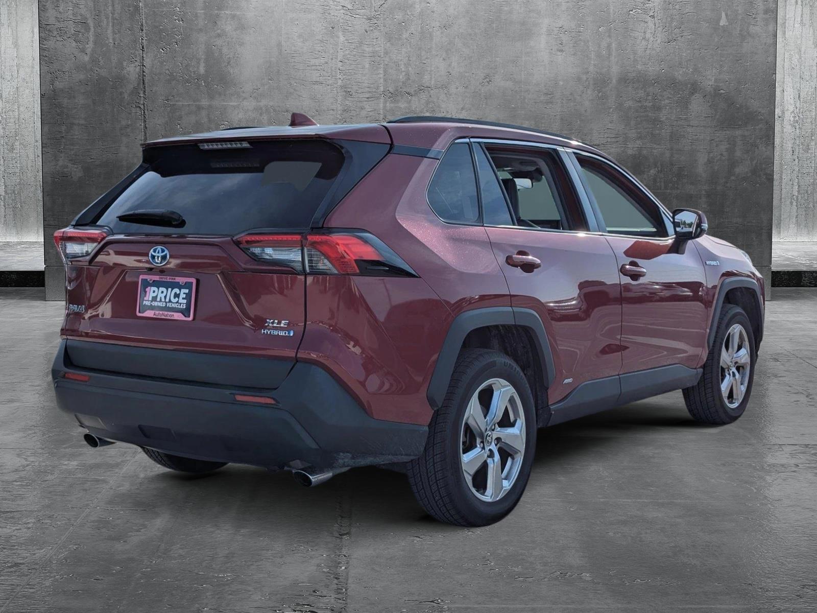 2021 Toyota RAV4 Vehicle Photo in Ft. Myers, FL 33907