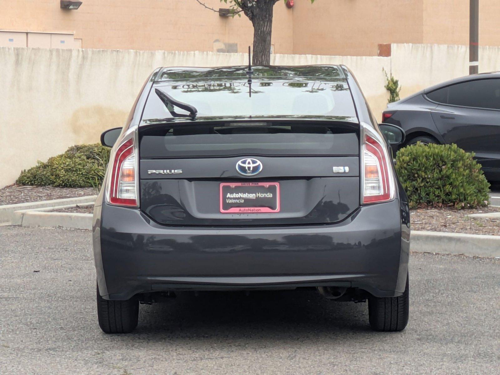 2013 Toyota Prius Vehicle Photo in Valencia, CA 91355-1794
