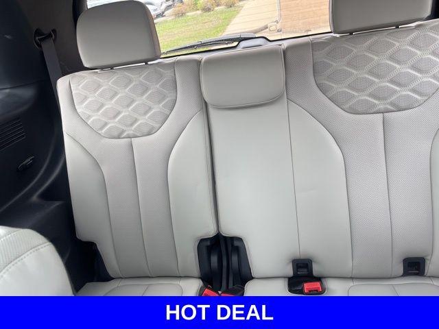 2022 Hyundai PALISADE Vehicle Photo in Merrillville, IN 46410