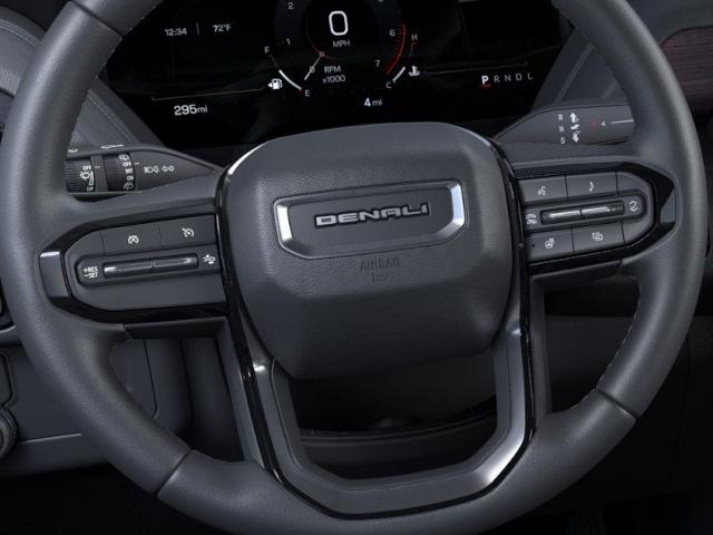 2025 GMC Yukon Vehicle Photo in GREEN BAY, WI 54303-3330