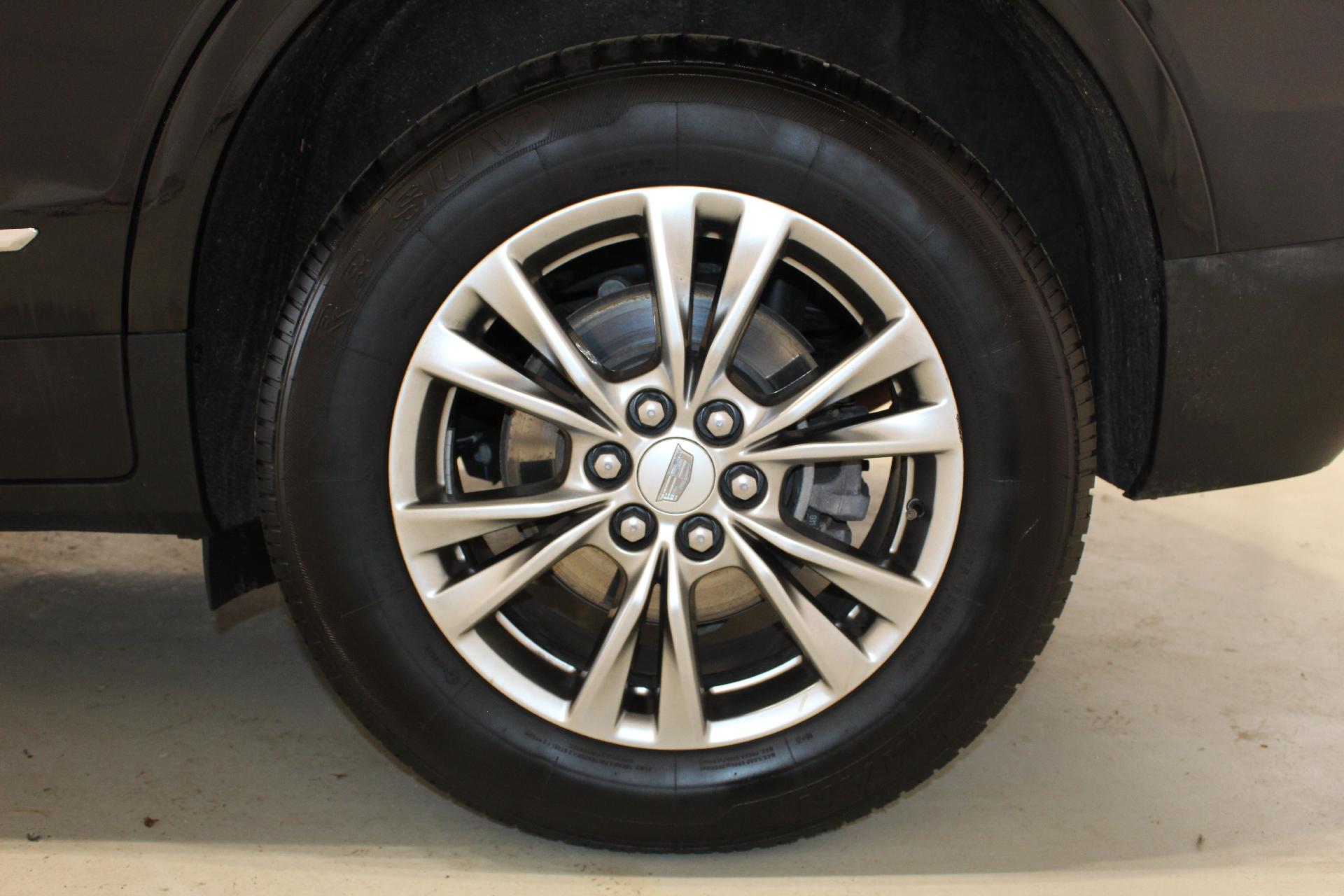 2023 Cadillac XT5 Vehicle Photo in NORTHAMPTON, MA 01060-1120
