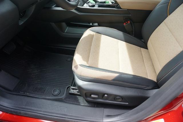 2025 Chevrolet Equinox Vehicle Photo in FAIRMONT, WV 26554-2318