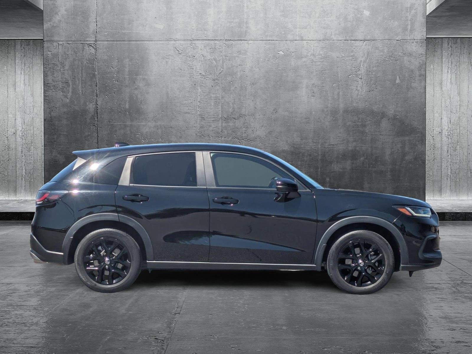 2023 Honda HR-V Vehicle Photo in Valencia, CA 91355-1794