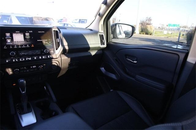 2025 Nissan Frontier Vehicle Photo in Hazelwood, MO 63042