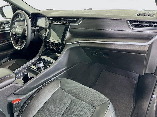2023 Jeep Grand Cherokee L Vehicle Photo in Doylsetown, PA 18901