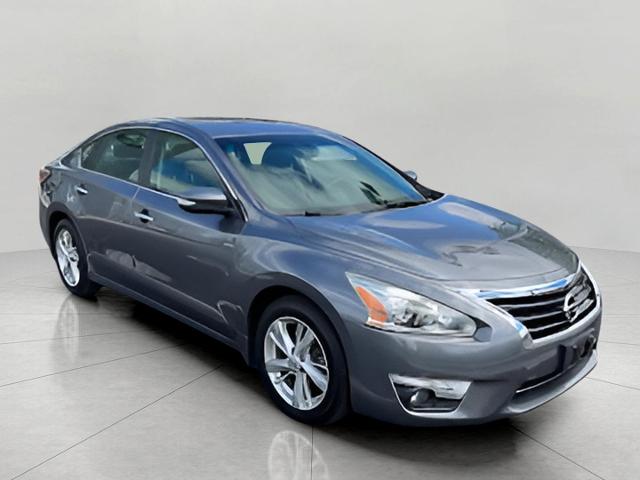 2014 Nissan Altima Vehicle Photo in Appleton, WI 54913