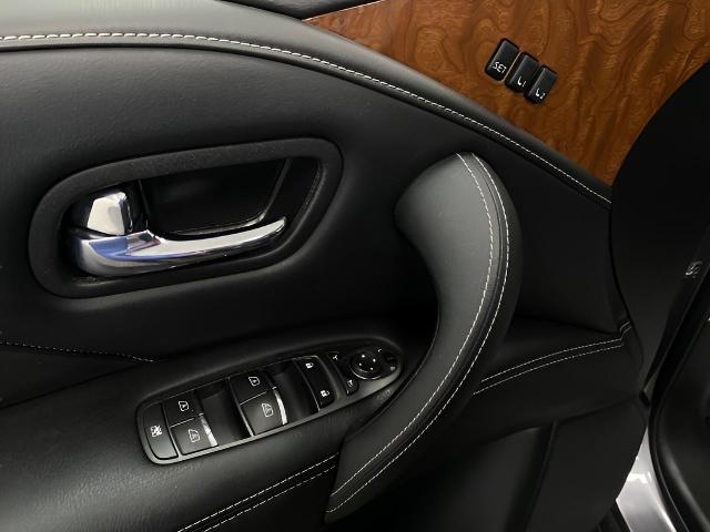 2018 INFINITI QX80 Vehicle Photo in Appleton, WI 54913