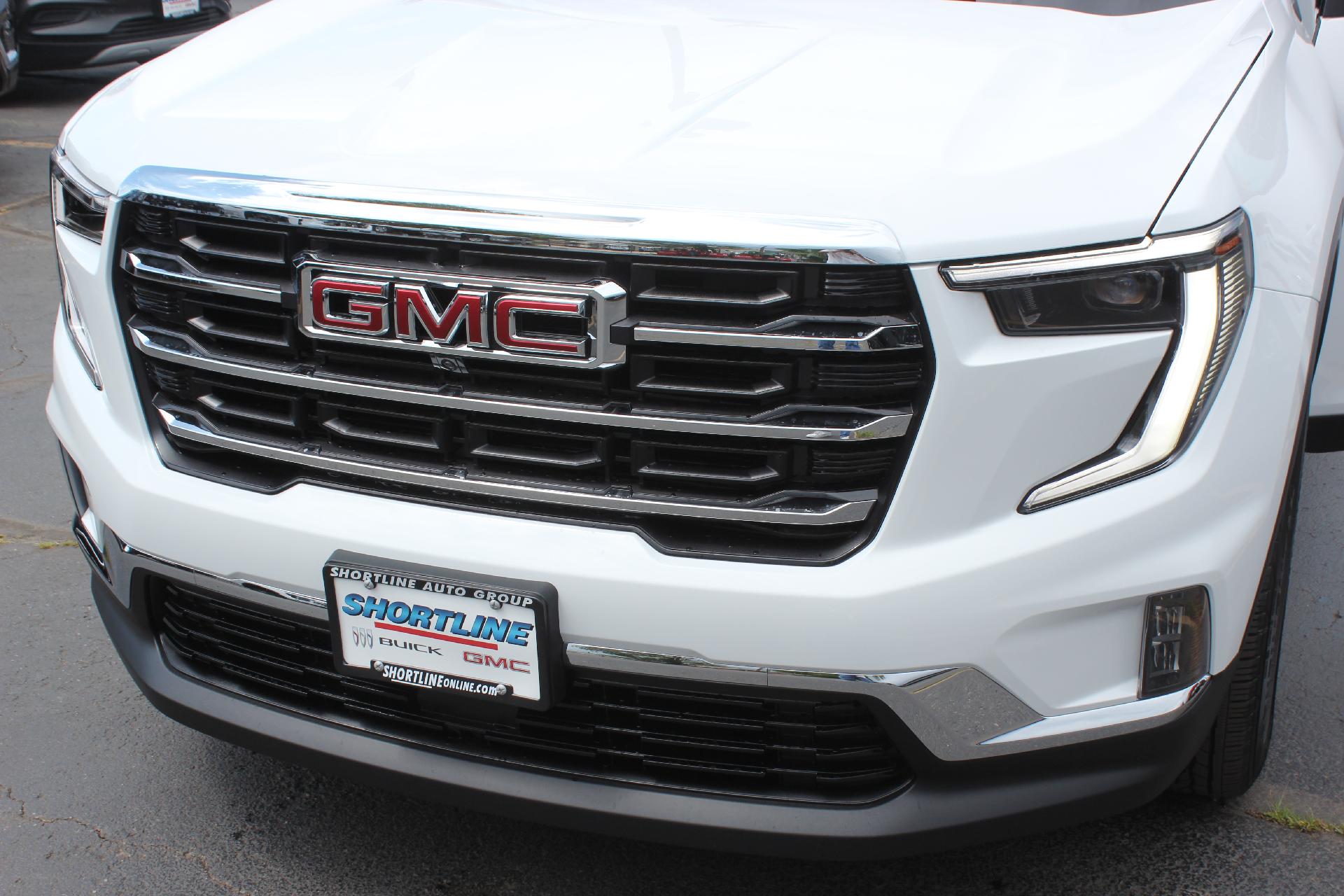 2025 GMC Acadia Vehicle Photo in AURORA, CO 80012-4011
