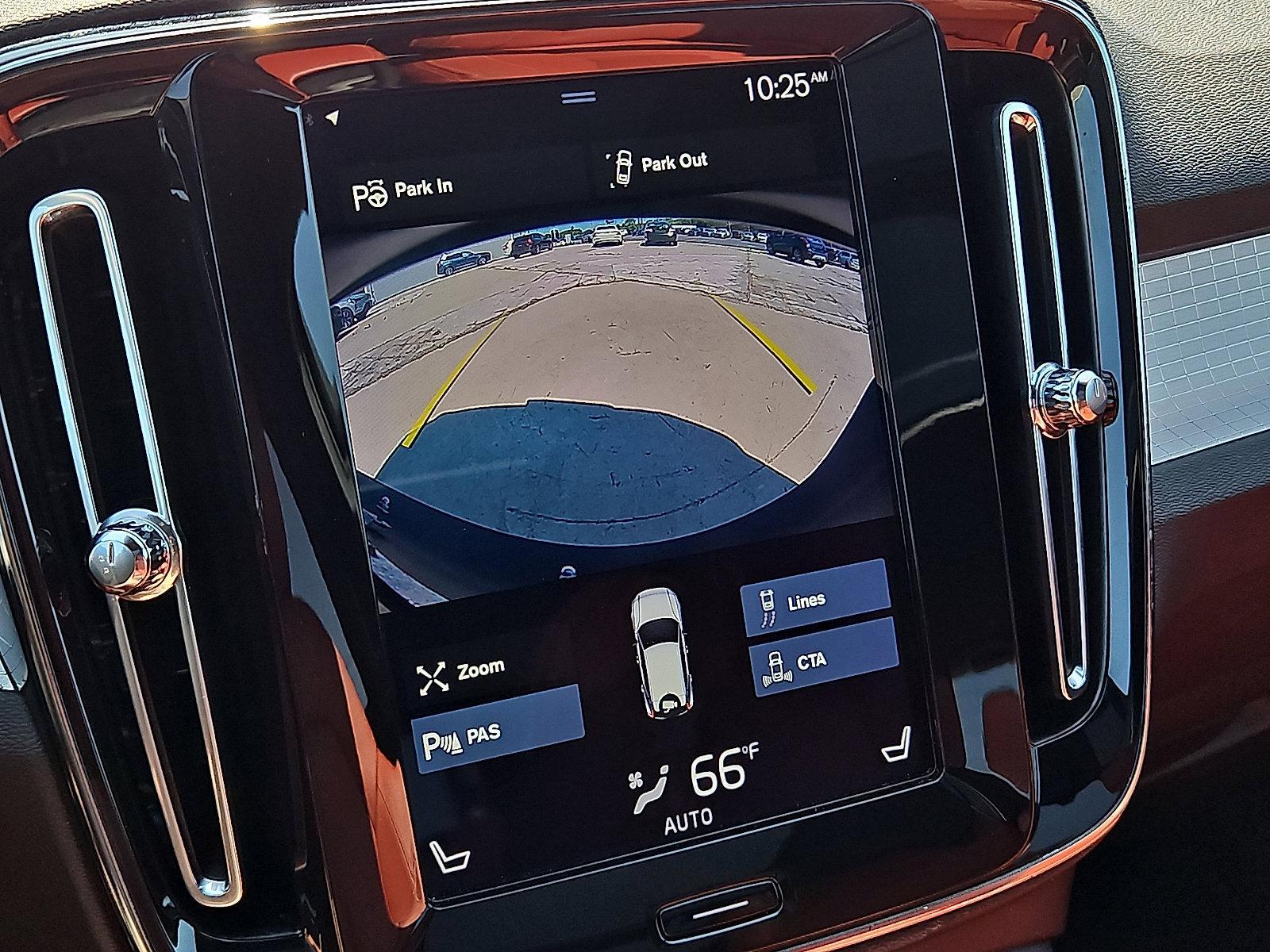 2019 Volvo XC40 Vehicle Photo in Trevose, PA 19053