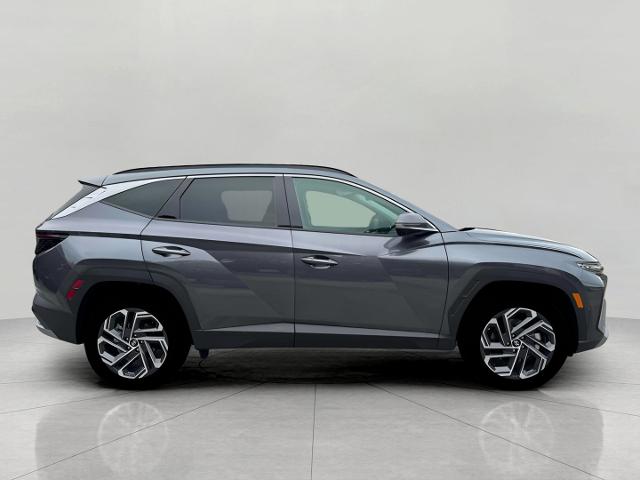 2025 Hyundai TUCSON Hybrid Vehicle Photo in Green Bay, WI 54304