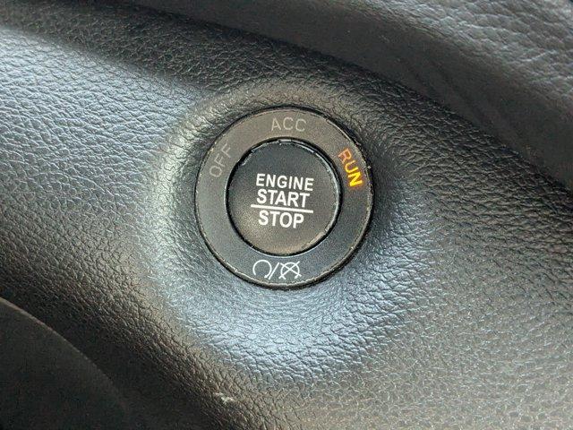2019 Jeep Cherokee Vehicle Photo in BRUNSWICK, GA 31525-1881