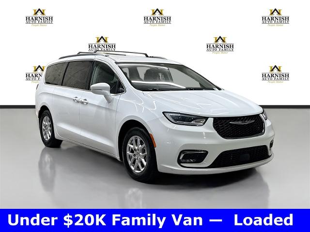 2022 Chrysler Pacifica Vehicle Photo in EVERETT, WA 98203-5662