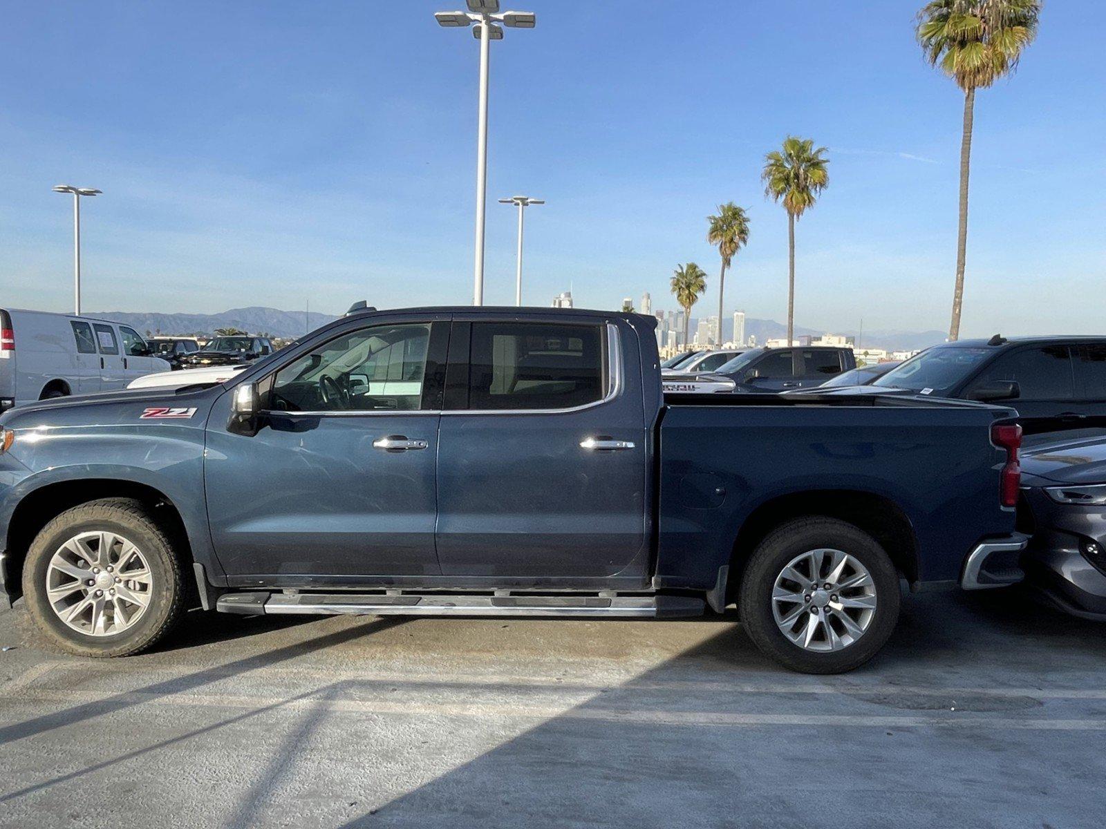 2022 Chevrolet Silverado 1500 Vehicle Photo in LOS ANGELES, CA 90007-3794