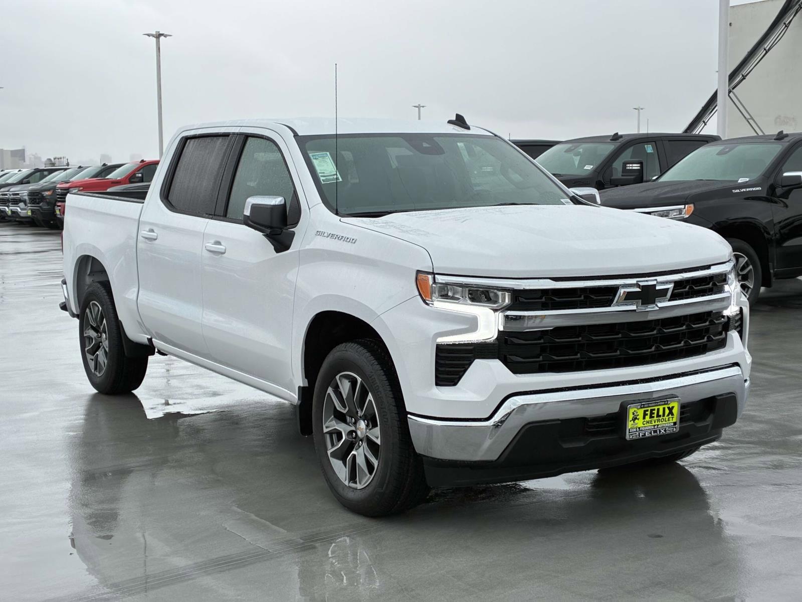 2025 Chevrolet Silverado 1500 Vehicle Photo in LOS ANGELES, CA 90007-3794