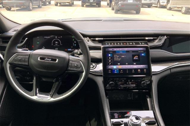 2023 Jeep Grand Cherokee 4xe Vehicle Photo in Kansas City, MO 64114