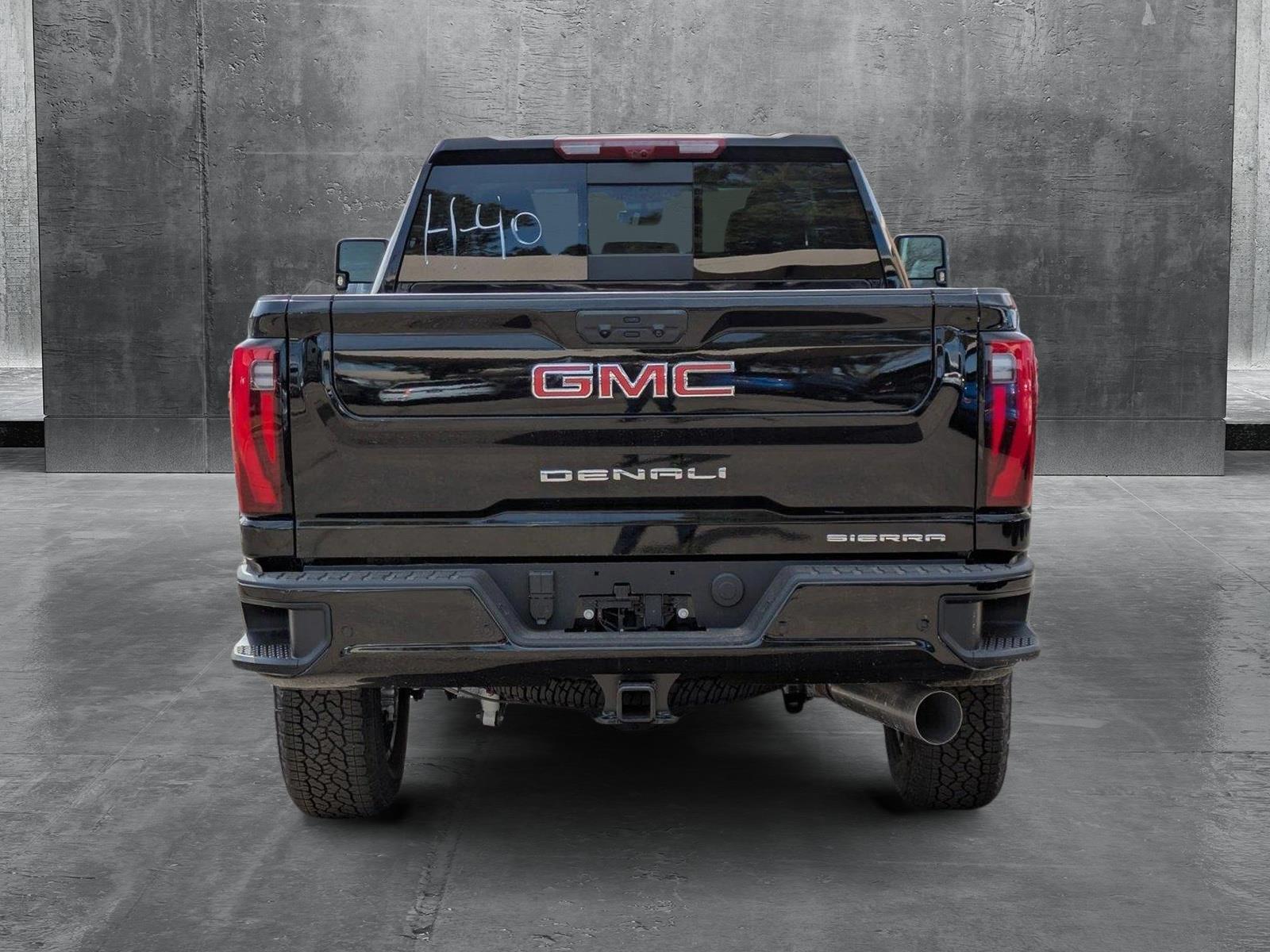 2025 GMC Sierra 3500 HD Vehicle Photo in GOLDEN, CO 80401-3850