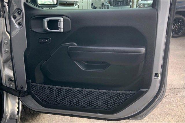 2020 Jeep Gladiator Vehicle Photo in INDEPENDENCE, MO 64055-1377