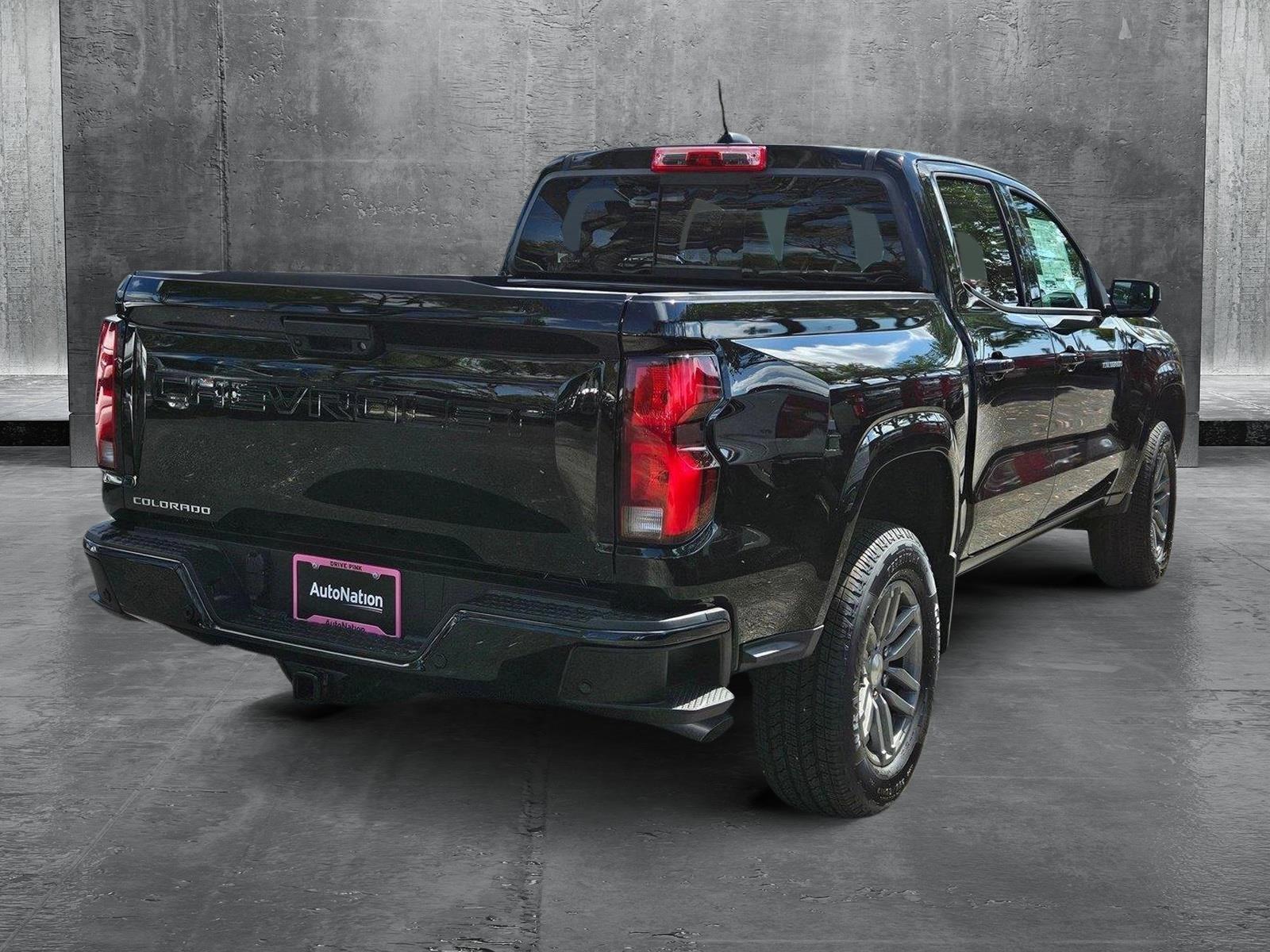 2025 Chevrolet Colorado Vehicle Photo in GREENACRES, FL 33463-3207