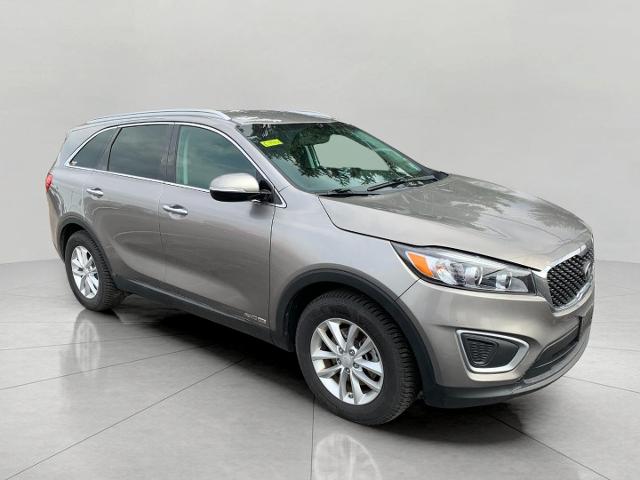 2017 Kia Sorento Vehicle Photo in APPLETON, WI 54914-4656