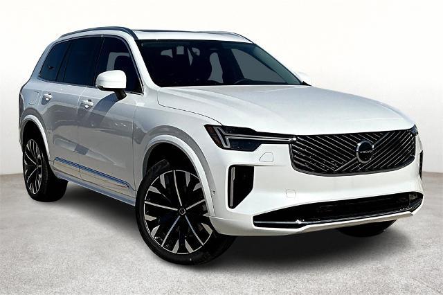 2025 Volvo XC90 Vehicle Photo in Grapevine, TX 76051