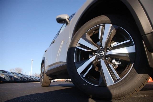 2025 Nissan Rogue Vehicle Photo in Hazelwood, MO 63042